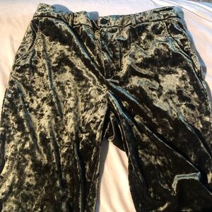 EUC Noisy May NMNATTIE HW FLARED VELVET PANTS Size XL Green